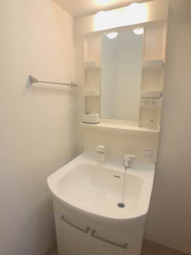 サンライズ　Ｃ 102号-6