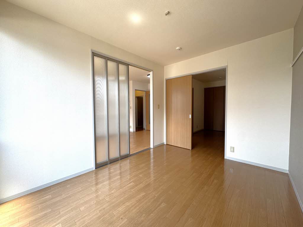 プレッセ山根A 101号-5