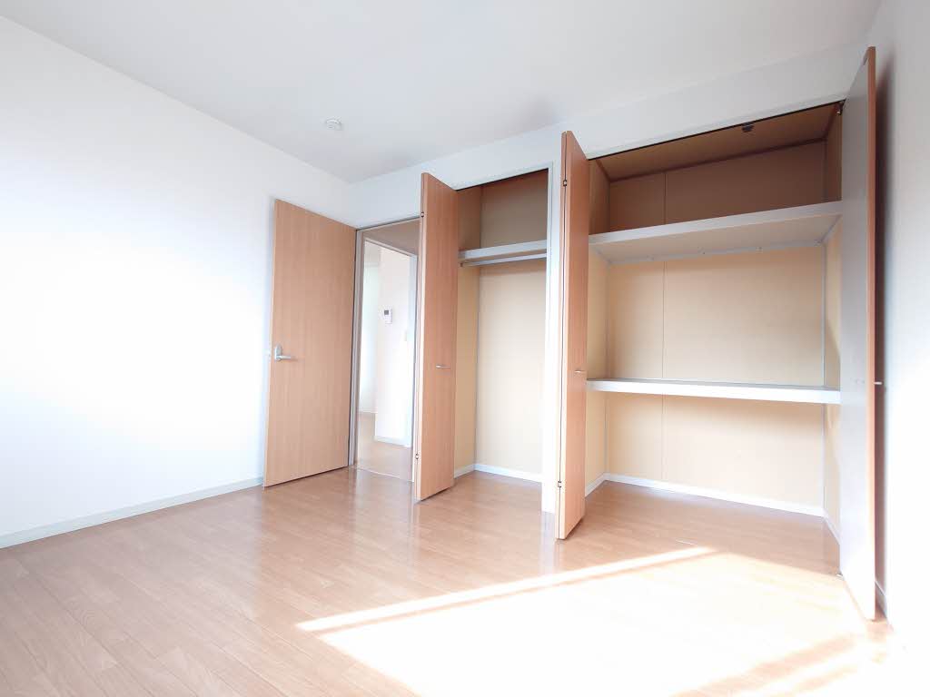 プレッセ山根F 201号-9