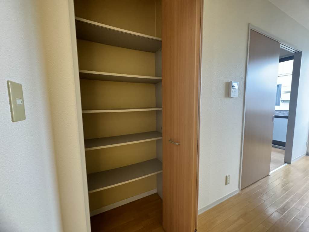 プレッセ山根G 103号-5
