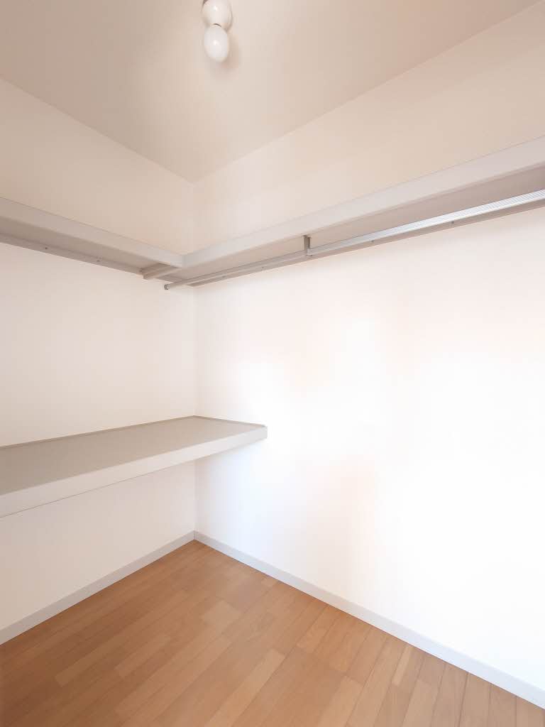 メゾンＡＳＡＨＩ 102号-4