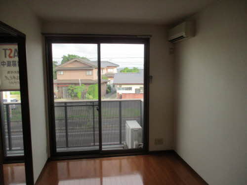 ロイヤルバレーⅡＡ 201号-10