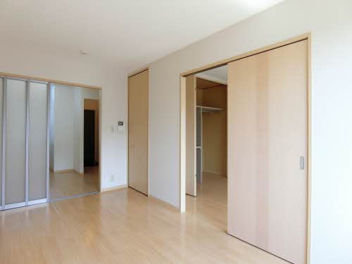 シェーネスハイムＢ 102号-3