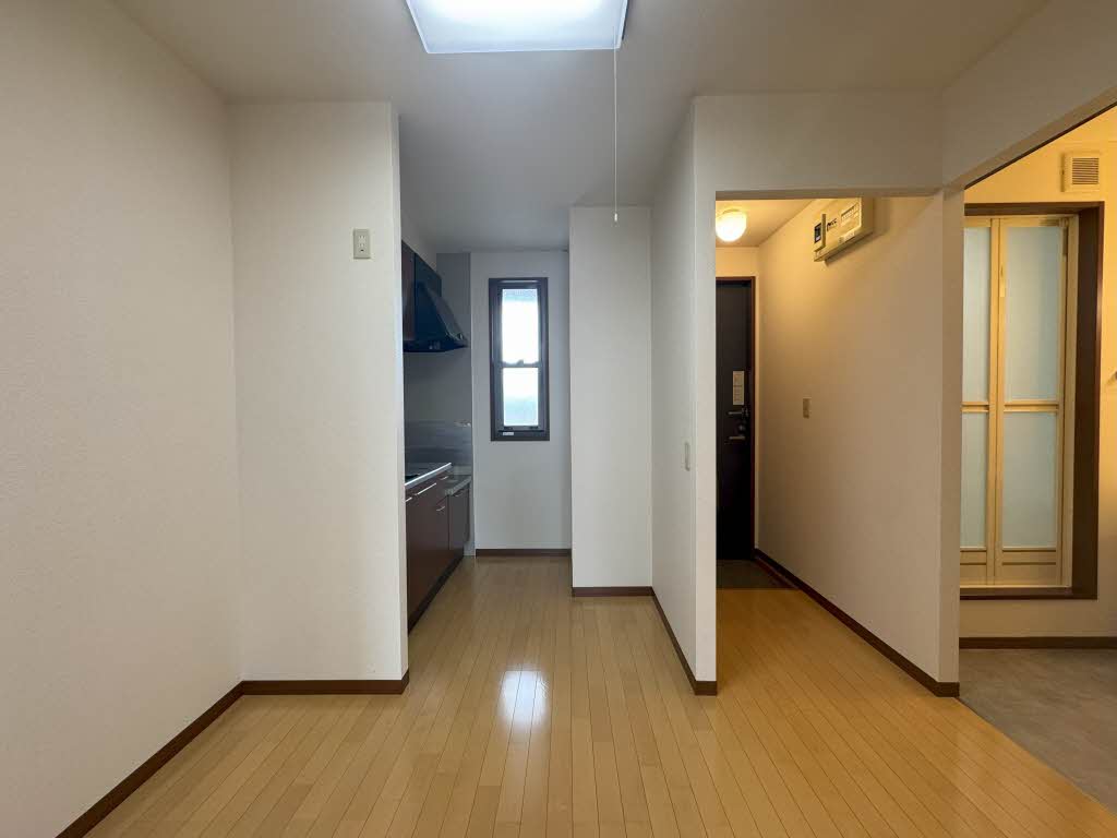 インターヴィレッジC 201号-9