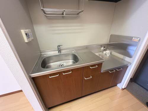 インターヴィレッジE 202号-7