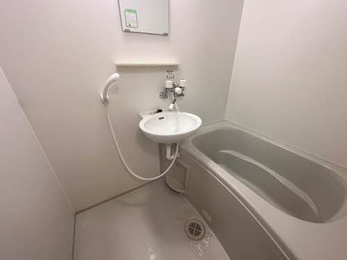 インターヴィレッジE 202号-9