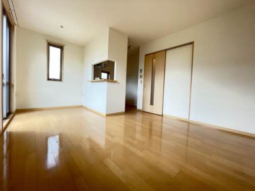 メゾン ウェスト 102号-3