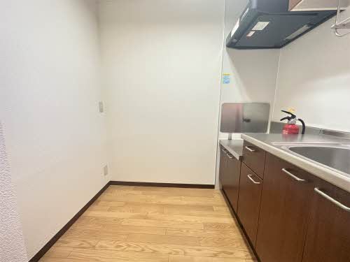 ソレイユ堤 202号-8