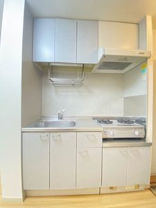 リンバ・イスタナ 202号-3