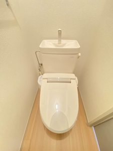 リンバ・イスタナ 202号-5