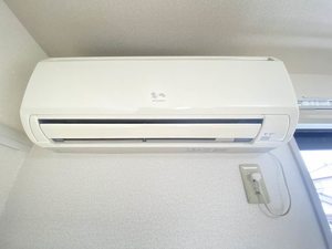 リンバ・イスタナ 202号-7