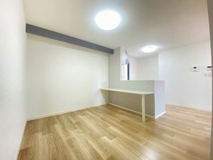 ロイヤルレジデンスＡ 203号-2