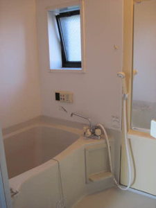 ロイヤルレジデンスB 202号-7