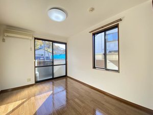 カーサ佐藤 203号-2