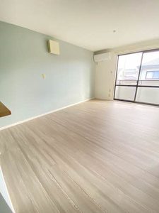 メルベーユサーラＡ 201号-4