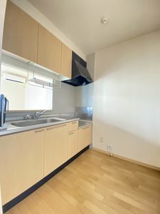 グリュック　レーベン 203号-3