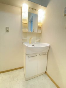 シャーメゾンキャッスル 201号-6