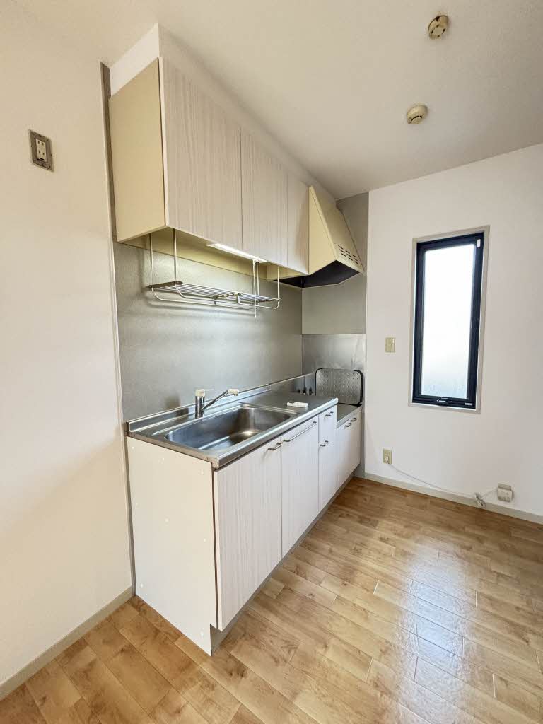 スカイプラザ A 201号-4