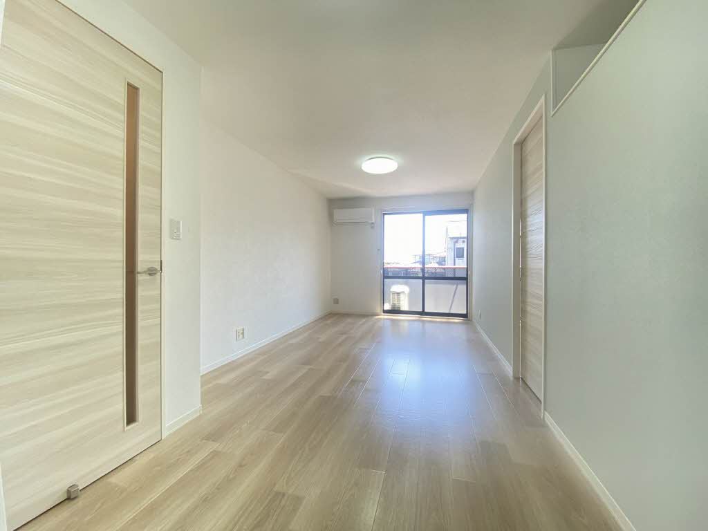 ロイヤルレジデンスＡ 203号-3