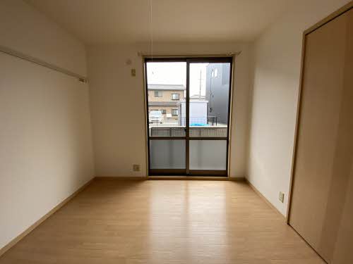 バリュージュ本陣 102号-3