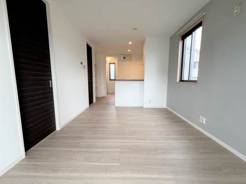 バリュージュ桜井町Ａ 102号-2