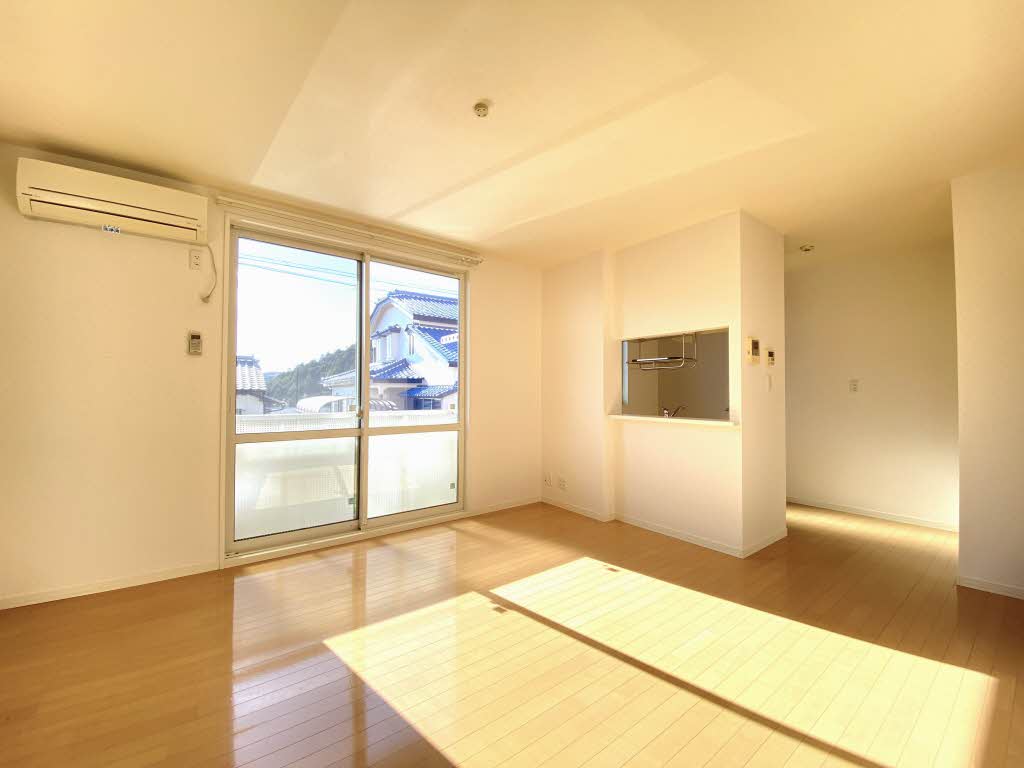 メゾン ド アルシオネ 102号-2