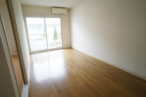 アパートメントハウス・アイリスＤ 103号-2