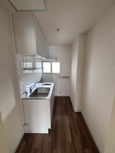 ゴ-ルド・リサ 201号-5