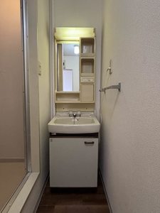 ゴ-ルド・リサ 201号-8