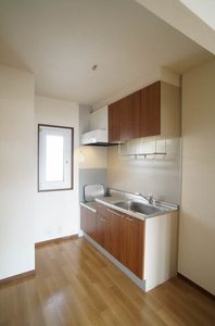 リラ・フィオーレ 201号-4