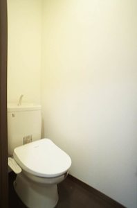 リラ・フィオーレ 202号-5