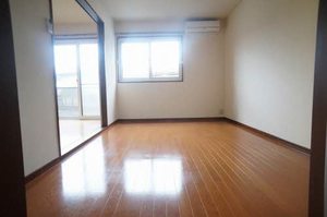 グランドメゾン中津川　Ａ 102号-2