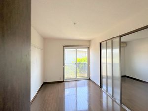 レオーネ　Ａ館 202号-3