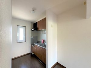 レオーネ　Ａ館 202号-4