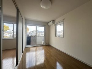 シャーメゾン 102号-2