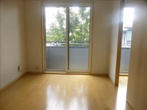 ロイヤルハイツ　Ｊ 102号-4