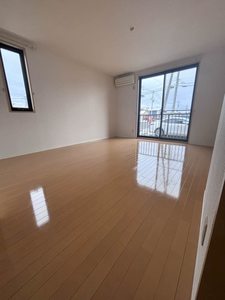 カーサ・ラ・セレーノ　ＩＩ 102号-3