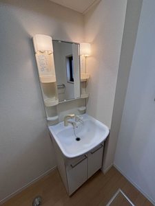 カーサ・ラ・セレーノ　ＩＩ 102号-7