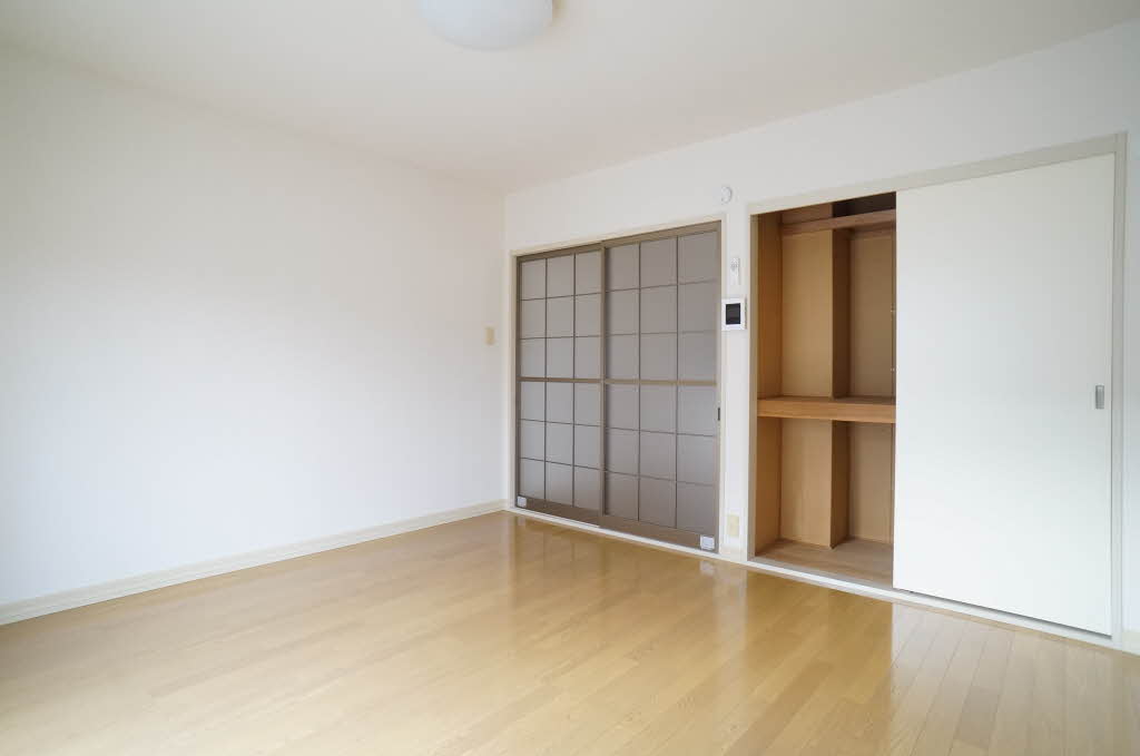 パティオ・グランデ　Ｃ 203号-3