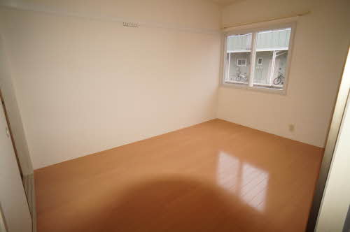 アパートメントハウス・アイリスＣ 107号-3