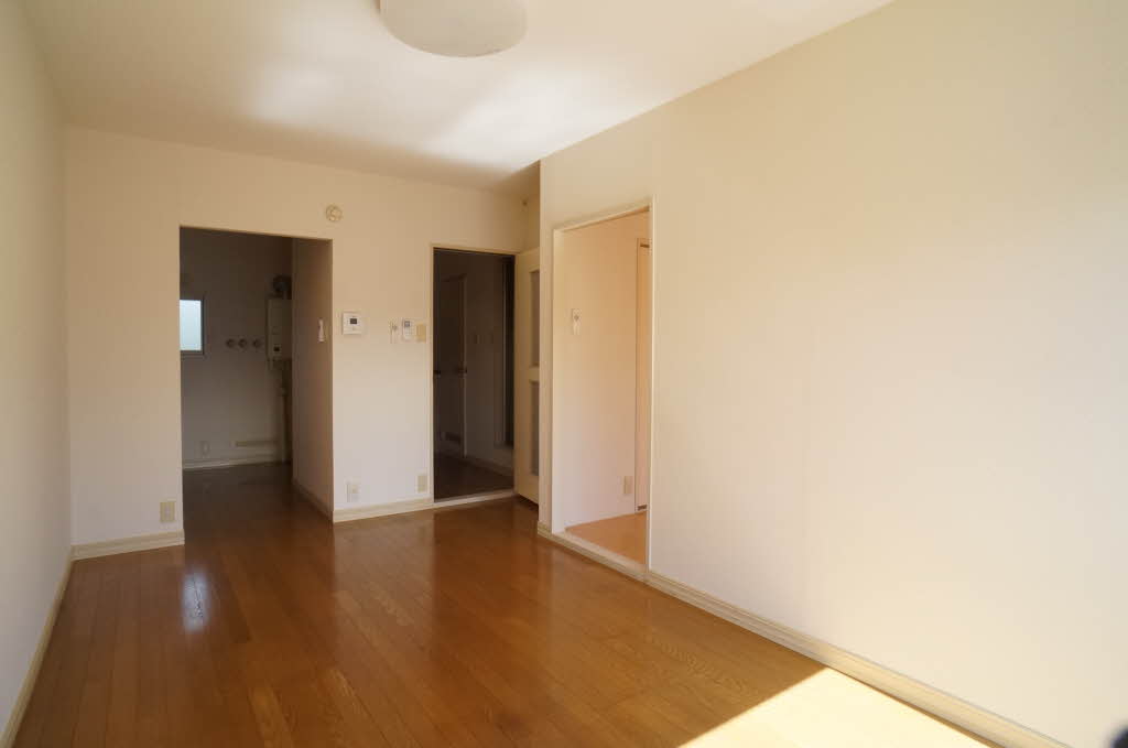 アパートメントハウス・アイリスＣ 206号-3