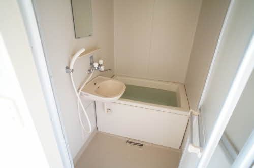 アパートメントハウス・アイリスＤ 103号-3