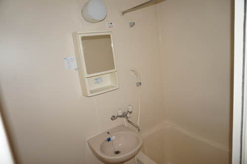 ヴィラージュ厨川 203号-11