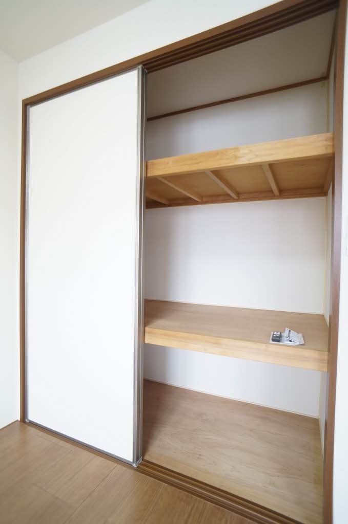 リラ・フィオーレ 202号-10