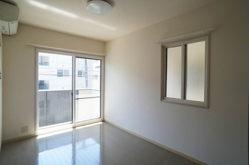 ディアス八桜　Ｂ 202号-2