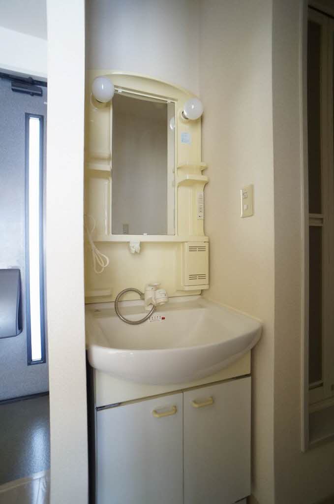 ディアス八桜　Ｂ 202号-7