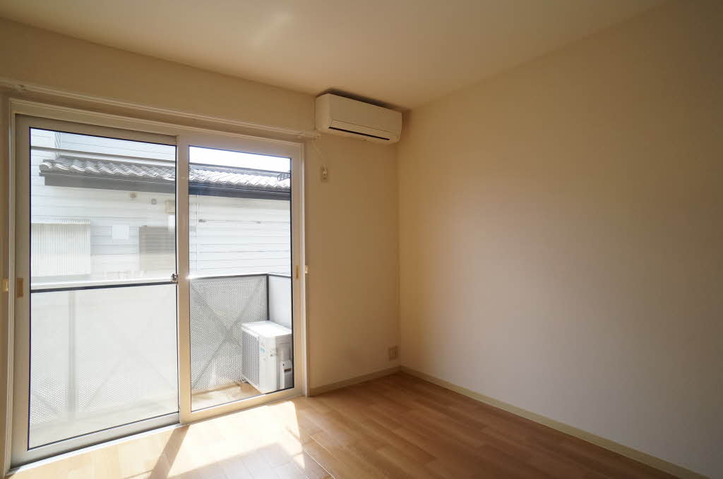 コーポ川口 102号-2