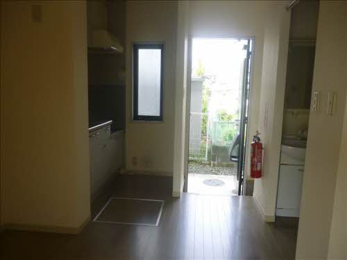 イーストコート 105号-5