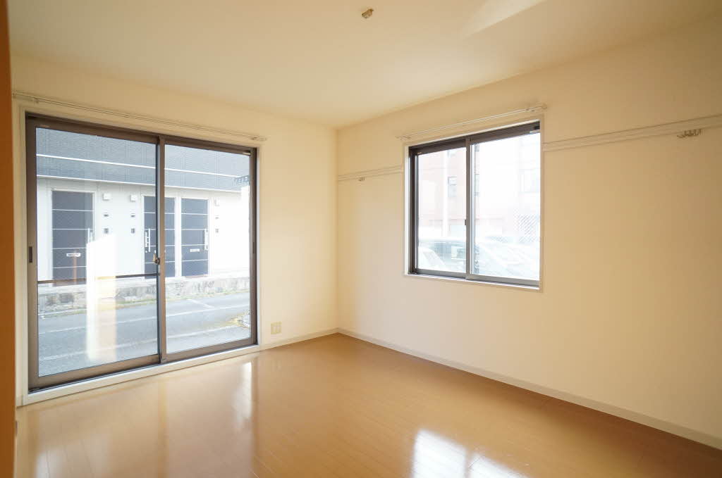 シャーメゾン　ラフィーネ 102号-2