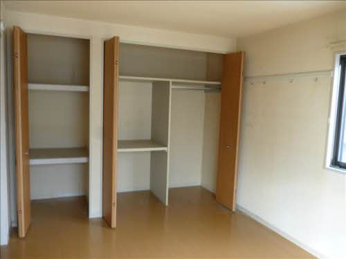 シャーメゾン　ラフィーネ 201号-3